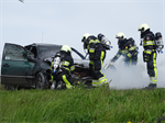 Prio 1 Brand Wegvervoer Auto Trekwei Driezum
